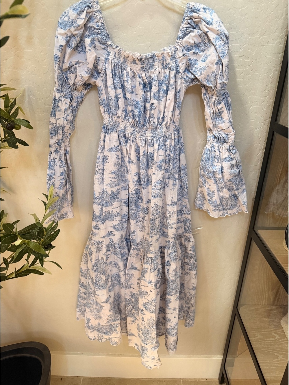 Nothing Fits But Hein Dress - Picture 8 of 8